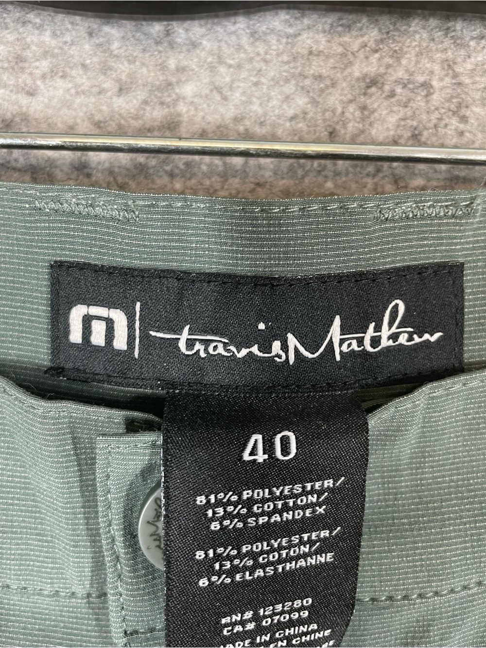 Travis Mathew Golf Shorts Green Size 40 Performance Stretch Casual Athletic - Picture 3 of 16